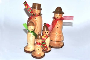 Handmade wooden snowmen ornaments